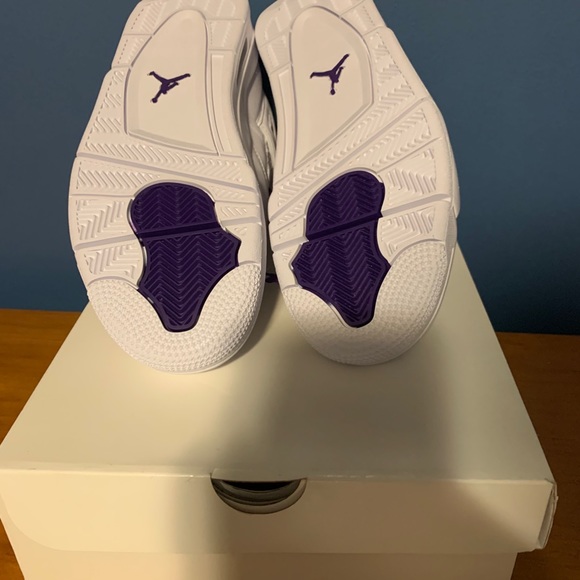 jordan 4 metallic purple - Picture 3 of 8